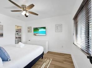 Waves On Walnut 2-beach Access