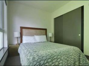 2bd2bath Waterfront Home in Hrt of SEA