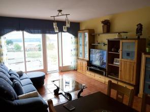 House With 3 Bedrooms in Miño, With Wonderful sea View, Pool Access an