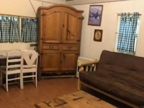 Riverbay Adventure Inn