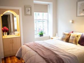 1 Bedroom Flat In Edinburgh Old Town