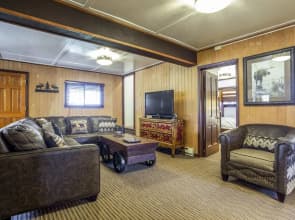 Grand Lake Lodge