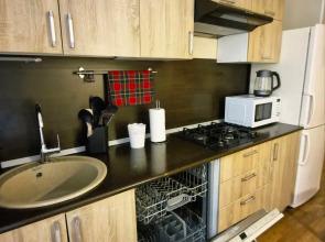 U Marsova polya prostornye trekhkomnatnye Apartment