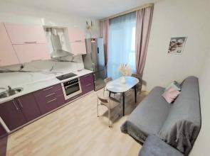 V Tsentre Goroda Flat