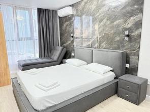 Golden Shore Apartments