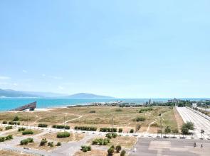 S Dizaynerskim Remontom Apartments