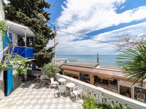 Dvorik U Prichala Guest House