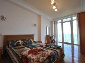 Trekhkomnatnye Na Ulitse Drazhinskogo 23v Apartments