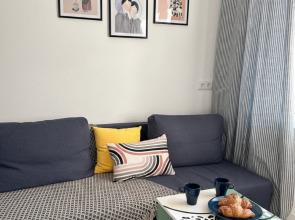 V Tsentre Kazani Vozle Ozera Kaban Apartments 1