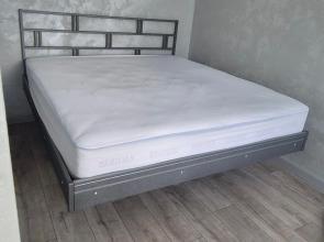 V Tsentre Goroda Flat