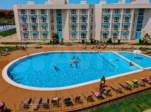 U morya 1-ya liniya Flat