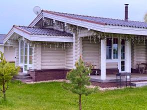 Semenovskaya 4A Private House