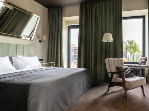 Room Comfort plus Terrace v Nikolaev Building Apartments