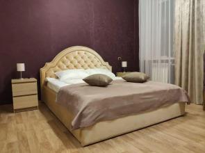 House on Melnova 5 Apartments