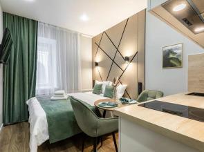 V Tsentre Goroda Na Ostrovskogo Apartments