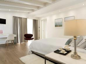 Gaudi BCN Apartments