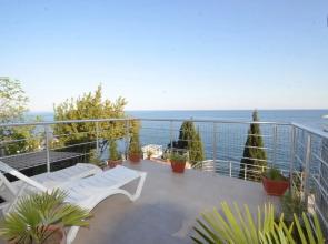 Dvukhkomnatnye Na Ulitse Drazhinskogo 27 Apartments