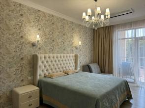 365 na Pervoy Linii, Terrasa s Vidom na More Flat