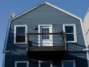 Airport Garden House Guest House