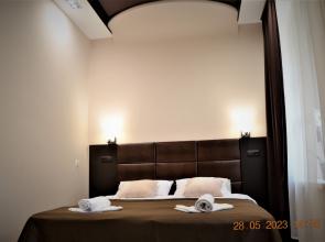 Uyutnaya dvukhkomnatnaya kvartira ryadom s morem Flat