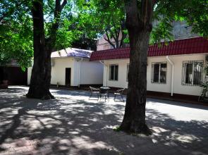 Old Courtyard Hostel