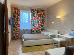 Svetlaya Na Dzerzhinskogo 63 Nevyyansk Flat