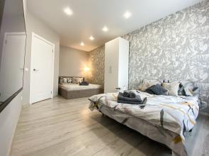 365 Klyuchey na Ulitse Portovaya 37 Flat