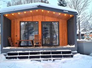 Lyuks Barn Na Dvoikh V Goretovo Park Private house