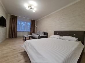 V tsentre na pereulke Buyanova 4 Apartments