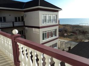 Zolotyie Peski Guest House