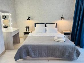 Uyutnaya Studiya V Tsentre Flat