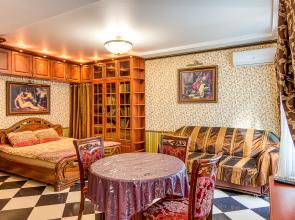 Kvartira Na Ostrovskogo Apartments