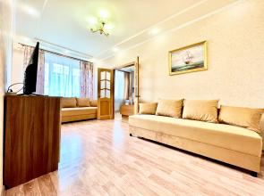 2 Komnatnye Na Komsomolskoy 24 Apartments