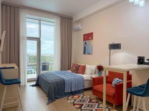Akvadelyuks u morya, s bassejnom, SPA, plyazhem N1036b Apartments