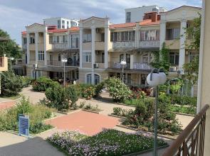 Moynaki Apartments 1