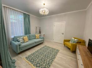 Na Brodvee Private house