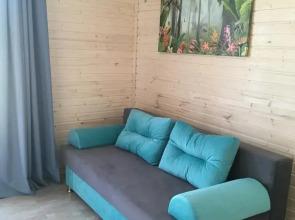 V 1-M Akademicheskom Pereulke 9 Private House