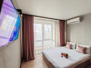 S Konditsionerom U Trk Planeta Flat