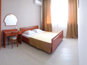 Apartamentyi Na Tamanskaya 121