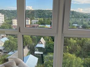 Uyutnaya V Tsentre Pyatigorska S Vidom Na Elbrus Flat