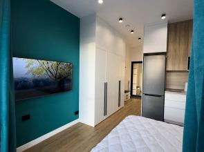 Studiya Novaya Stilnaya S Vidom Na More I Les Flat