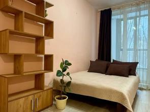 Uyutnye v Novom Sovremennom Dome Komfort Apartments