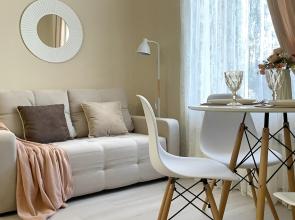 Uyutnaya studiya na Brodvee Flat