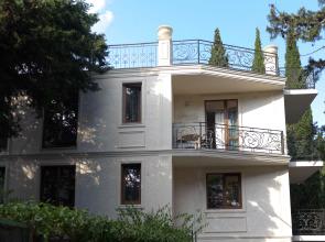 Apartments on Chekhov Street Heart of Yalta