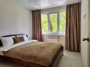 Uyutnaya 3kh komnatnaya kvartira okolo Zooparka Flat