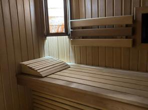 Dom s Baney Private House