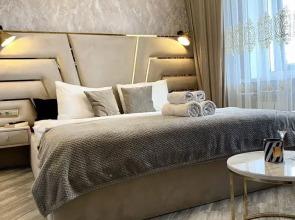 Na 12 Marta 130/1 Flat