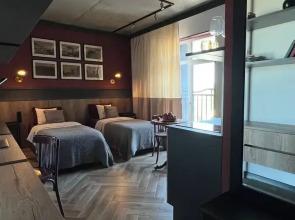 Lofthouse Apartments