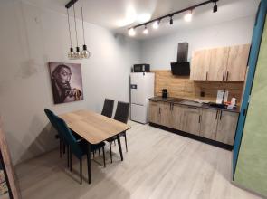 Yevrodvushka U Goznaka Flat