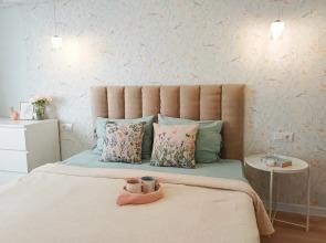 Uyutnaya Svetlaya 2-K 60 M² 4 Krovati Flat